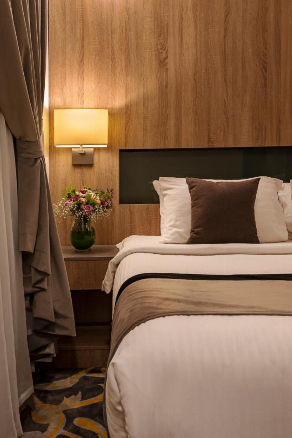 Laten Suites Prince Sultan